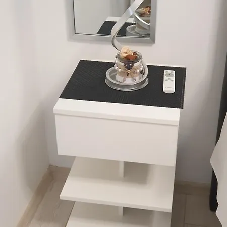 Ema Apartment *